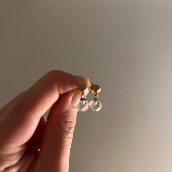 Vintage Elegant Gold and Crystal Drop Earrings - Picture 2 of 3